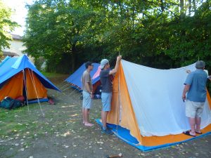 Camp AEP 2016 montage de tentes